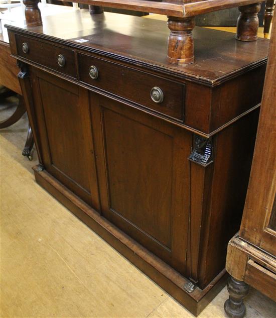 Mahogany chiffonier base(-)